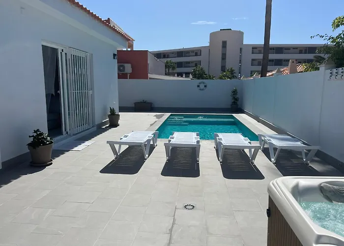 Villa Magnolia Callao Salvaje