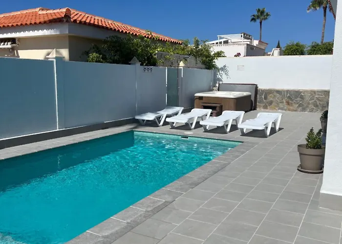 Magnolia Vila Callao Salvaje