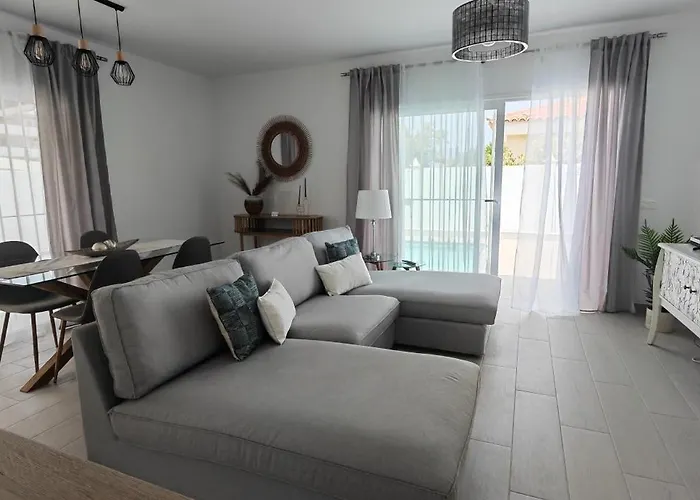 Magnolia Vila Callao Salvaje